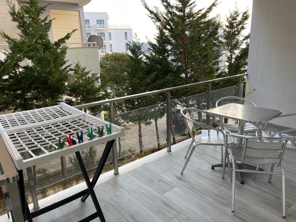 Wave * Sarandë